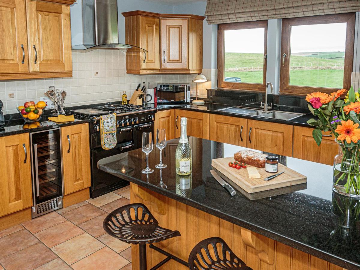 Corsewall Castle Farm Lodges Kirkcolm Екстер'єр фото